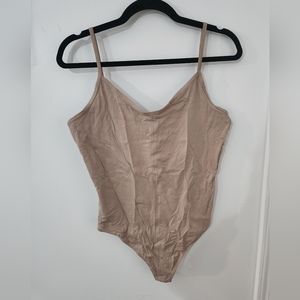 2/20 Everlane Bodysuit with straps (size L)